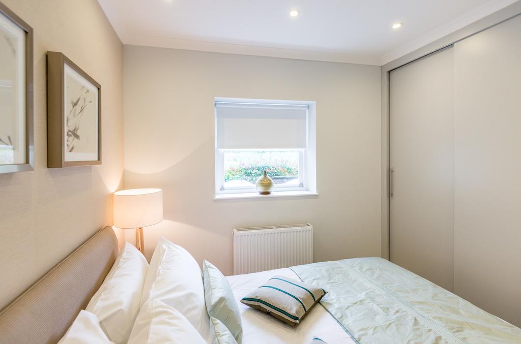 High Street Kensington Apartment Londýn Pokoj fotografie